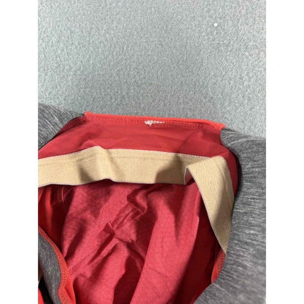 Lululemon Tank Top Womens 4 Red Built In Bra‎ Crossback Yoga Athletic Running